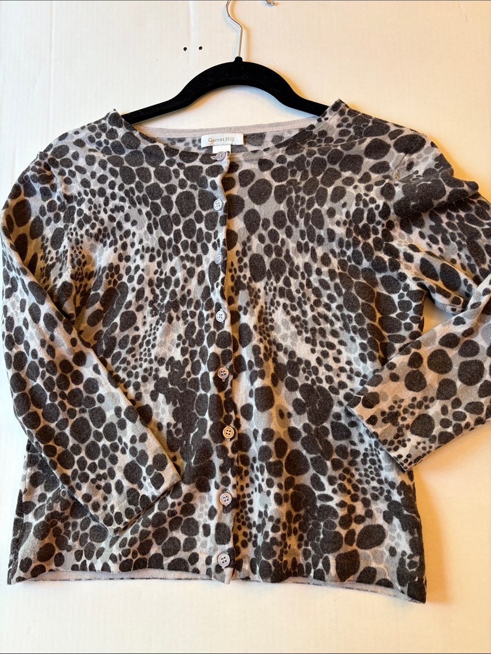 GARNET HILL Leopard Cardigan. 100% Merino Wool. Size M.